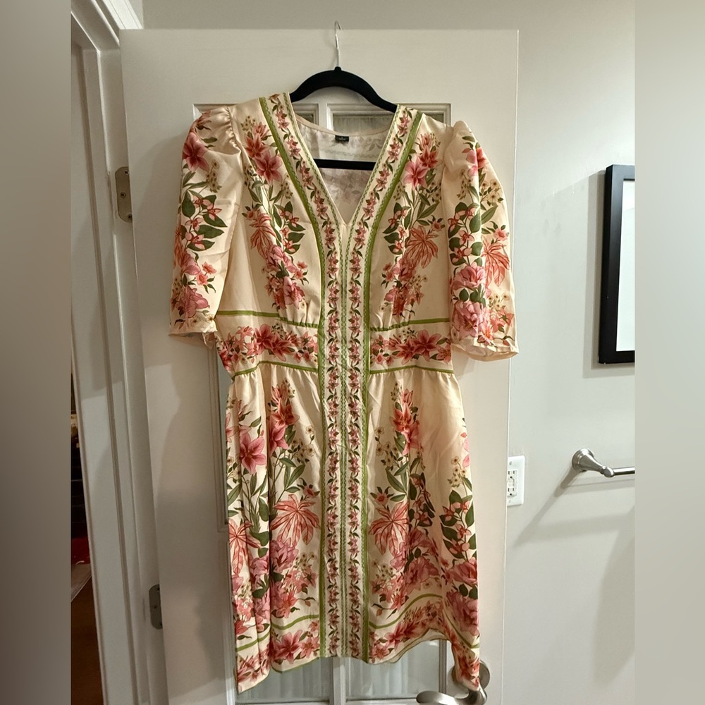 SHEIN Cream Floral Midi Dress